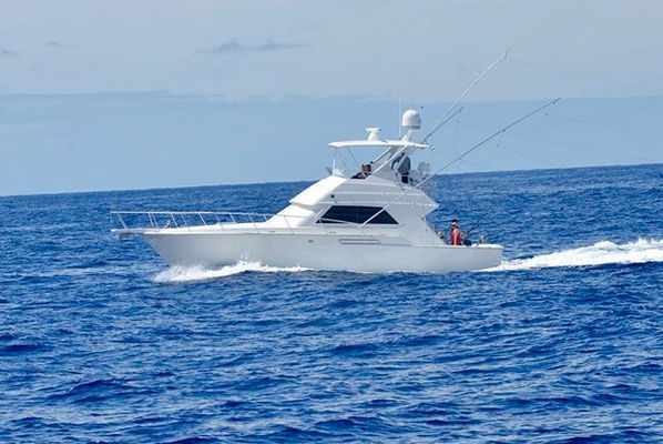 https://tropicalsunsportfishing.com/wp-content/uploads/2024/12/onthewater.jpg